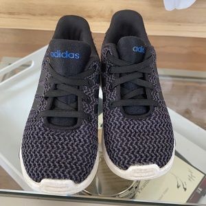Adidas boys sneaker slip on